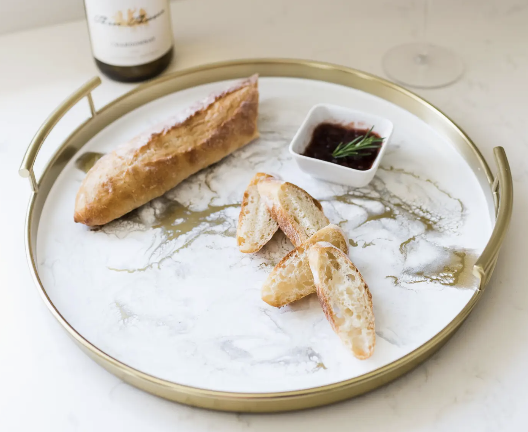 Lynn and Liana Resin Black Round Tray